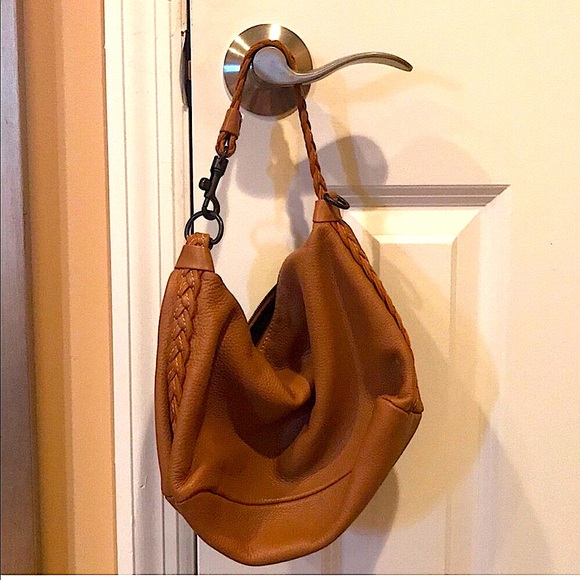 Bottega Veneta Bag🌸 - Picture 2 of 8